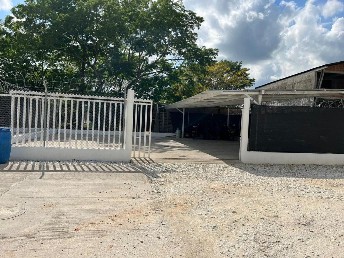 Hotel Magfair Doradal Exterior foto